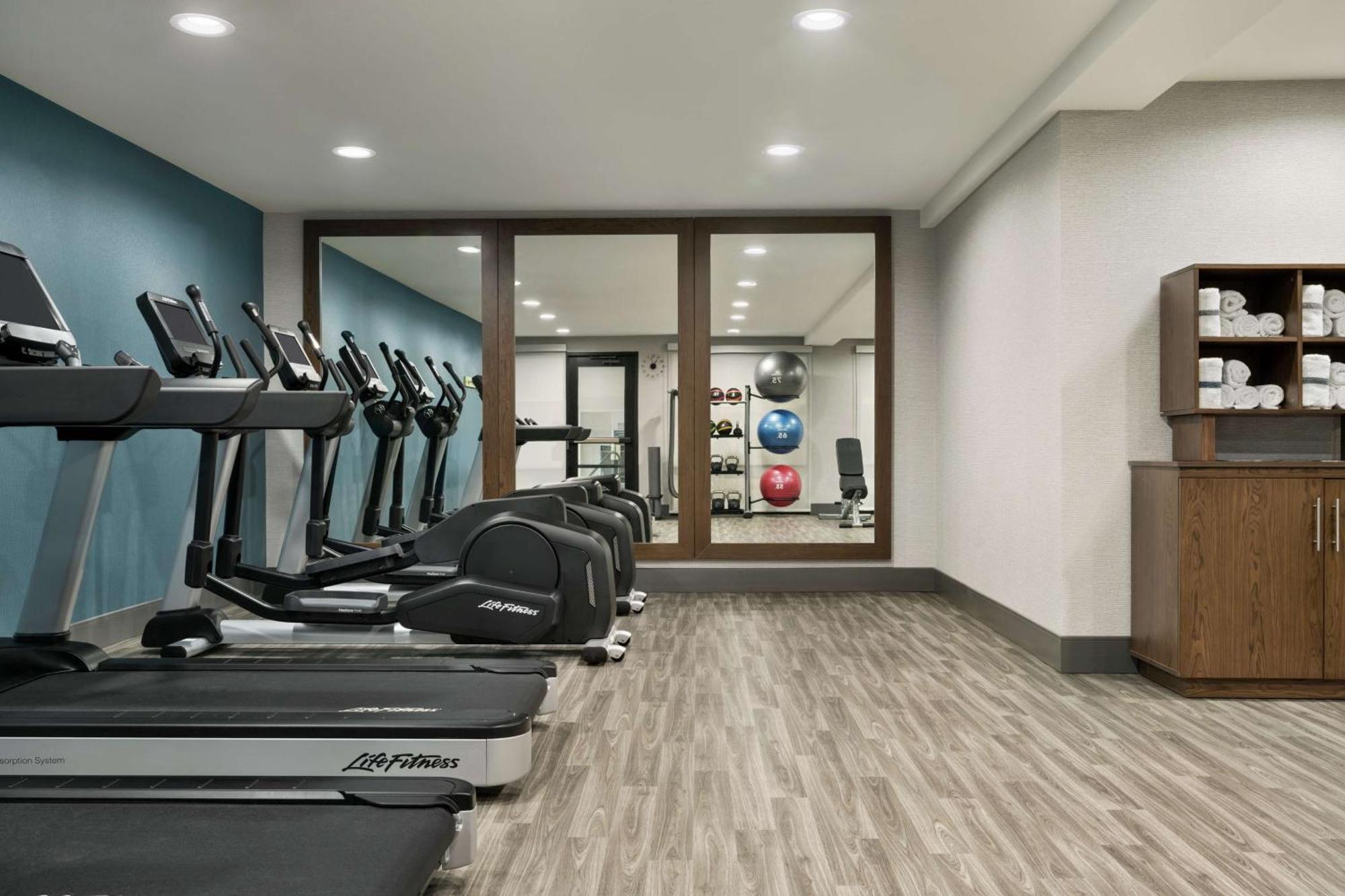 Hampton Inn & Suites Tacoma/Puyallup Zewnętrze zdjęcie